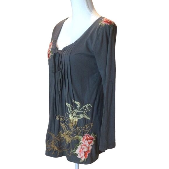 Johnny Was Long-Sleeved Pin Tuck Front Floral Crane Embroidered Tunic Top Size S - Picture 3 of 11